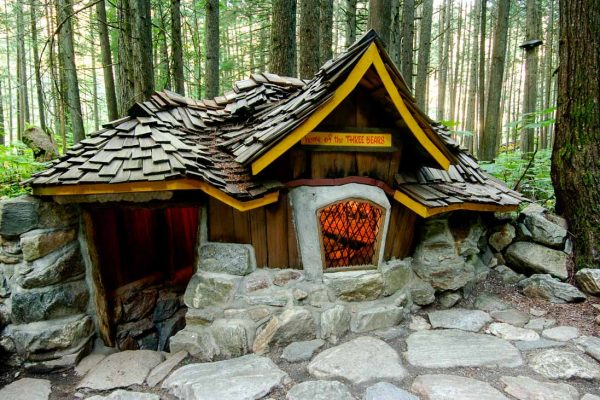 Three Bears - The Enchanted Forest - BC Family Attraction